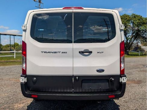 Used 2024 Ford Transit 350 XLT RWD image 6