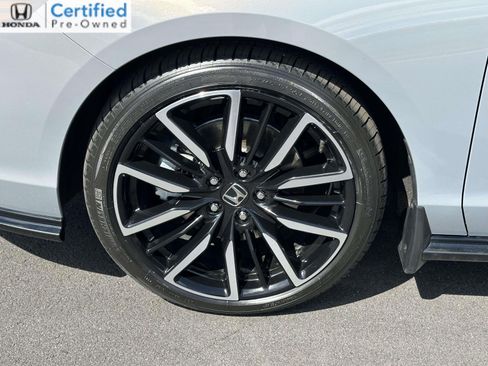 Certified 2025 Honda Accord Touring image 28