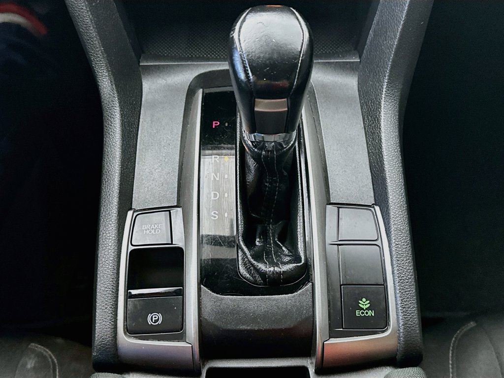Used 2018 Honda Civic Sport image 17