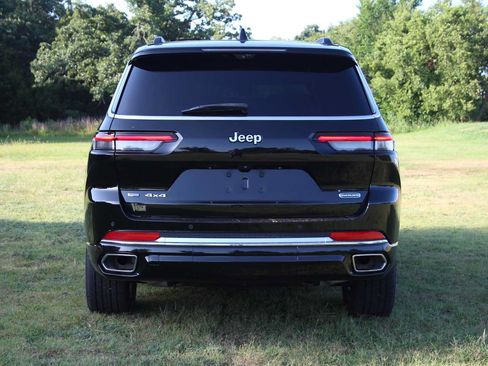 Used 2021 Jeep Grand Cherokee L Overland w/ Luxury Tech Group IV AWD/4WD image 8