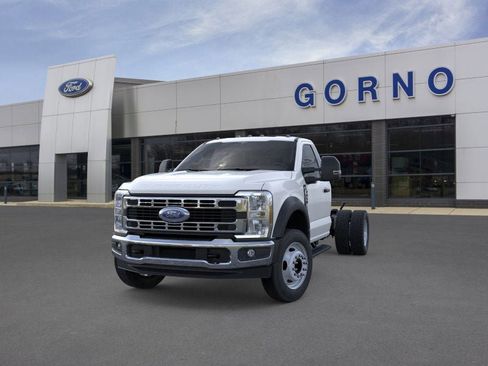 New 2025 Ford F450 XL w/ XL Chrome Package image 2