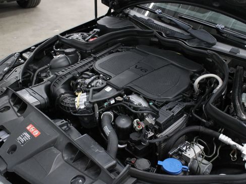 Used 2012 Mercedes-Benz E 350 Coupe image 32