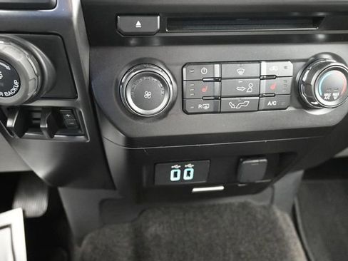 Used 2018 Ford F150 XLT w/ Equipment Group 302A Luxury image 44