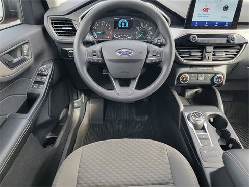 Certified 2022 Ford Escape SE image 31