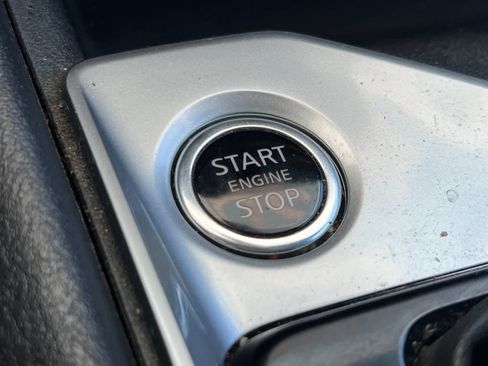 Used 2022 Nissan Altima 2.5 SV image 22