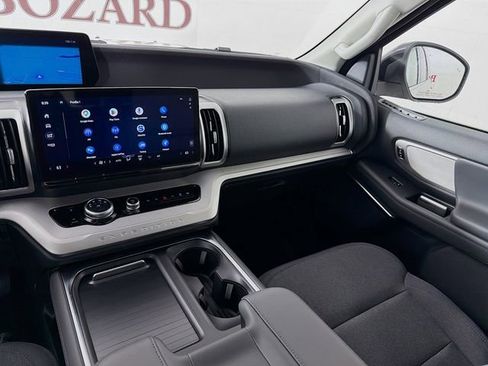 New 2026 Ford Expedition Max Active RWD image 29