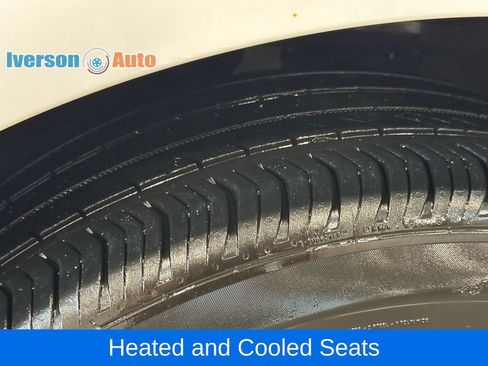 Used 2023 Buick Envision Avenir AWD/4WD image 13