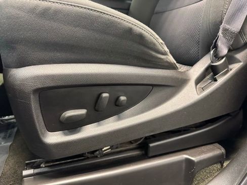 Used 2016 Chevrolet Silverado 1500 LT image 13