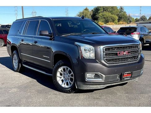 Used 2018 GMC Yukon XL SLT w/ Open Road Package image 2