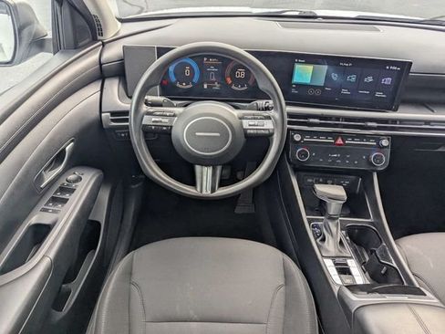 Used 2025 Hyundai Tucson SEL FWD image 15