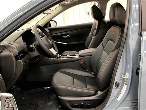 New 2025 Nissan Sentra SR w/ SR Premium Package image 9