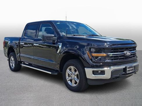 Used 2025 Ford F150 XLT w/ Equipment Group 301A Standard AWD/4WD image 3