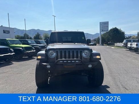 Used 2018 Jeep Wrangler Unlimited Sahara w/ Cold Weather Group AWD/4WD image 3