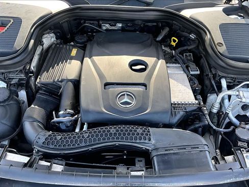 Used 2017 Mercedes-Benz GLC 300 4MATIC Coupe image 33