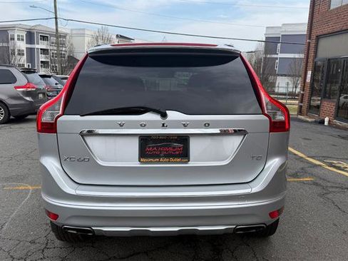Used 2016 Volvo XC60 T5 Premier image 15