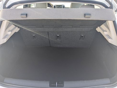 Used 2017 Chevrolet Cruze LT FWD image 29