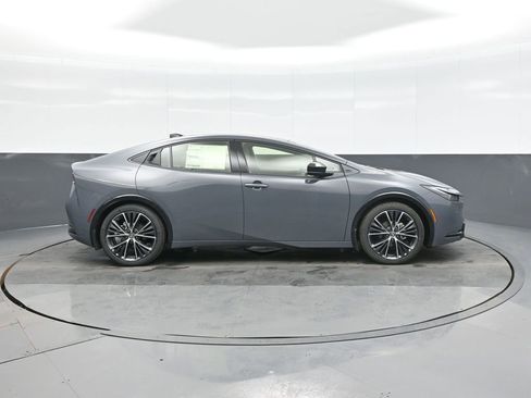 New 2026 Toyota Prius XLE image 8