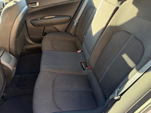 Used 2020 Kia Optima LX image 17