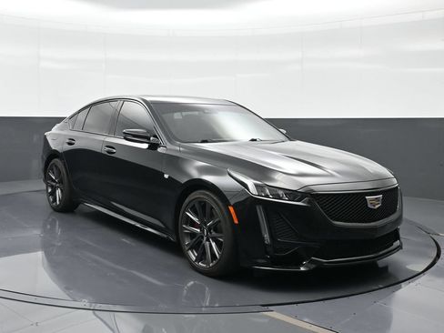 Certified 2022 Cadillac CT5 Sport RWD image 4