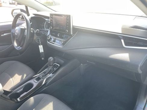 Used 2020 Toyota Corolla LE image 26