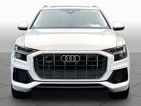 Used 2023 Audi Q8 Premium w/ Convenience Package AWD/4WD image 6