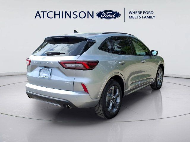 Certified 2024 Ford Escape ST-Line w/ Tech Pack #1 AWD/4WD image 5