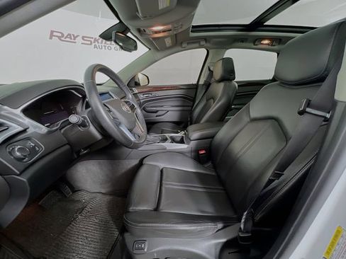 Used 2016 Cadillac SRX Luxury FWD image 9