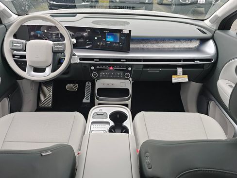 New 2026 Hyundai Ioniq 9 Calligraphy image 13