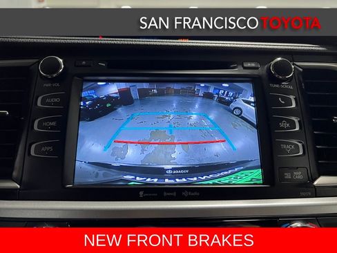 Used 2018 Toyota Highlander SE image 31