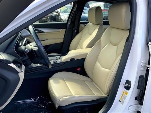 Used 2023 Cadillac CT5 Luxury w/ Sun And Sound Package image 25