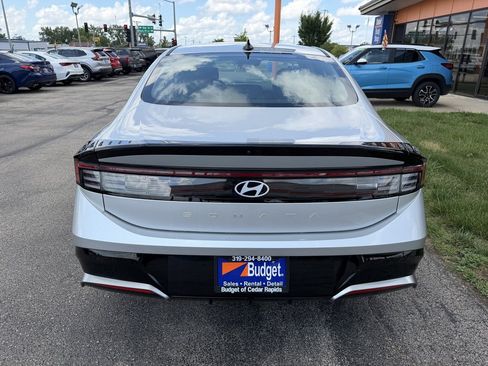 Used 2026 Hyundai Sonata SEL FWD image 4