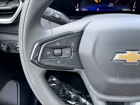 Used 2025 Chevrolet TrailBlazer LS w/ LS Convenience Package FWD image 18