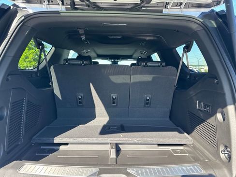 New 2026 GMC Yukon XL AT4 w/ AT4 Premium Package AWD/4WD image 27