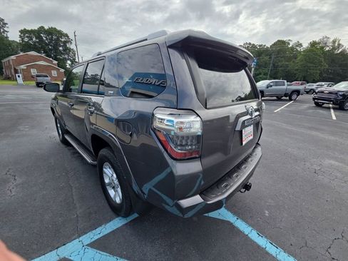 Used 2017 Toyota 4Runner SR5 Premium AWD/4WD image 6