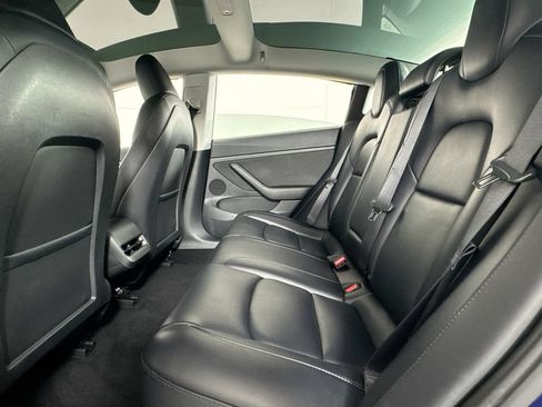 Used 2023 Tesla Model 3 Standard Range RWD image 10
