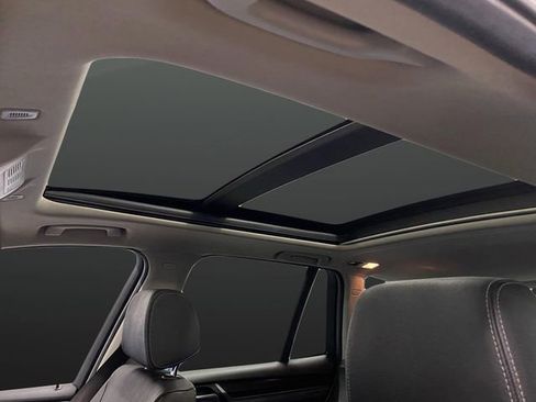 Used 2017 BMW X3 sDrive28i image 7