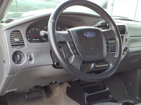 Used 2011 Ford Ranger XLT image 7