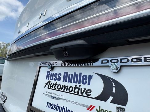 Used 2023 Lincoln Nautilus Reserve w/ Equipment Group 201A image 5