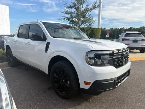 Used 2024 Ford Maverick Lariat w/ Black Appearance Package FWD image 1