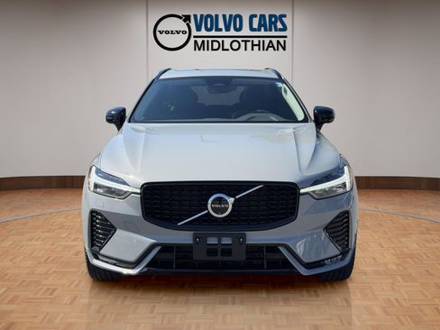 Used 2024 Volvo XC60 B5 Plus w/ Protection Package Premier AWD/4WD image 24