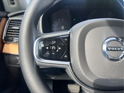 Used 2023 Volvo XC90 B6 Plus w/ Protection Package Premier AWD/4WD image 17