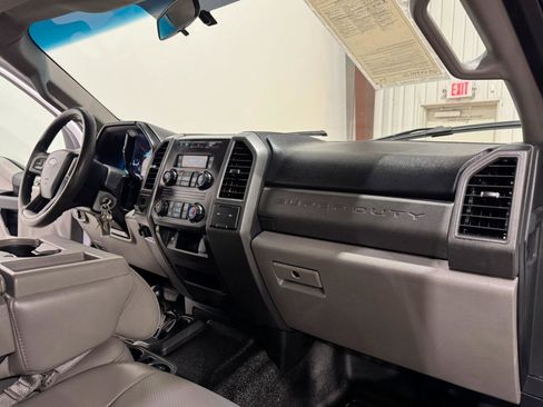 Used 2019 Ford F350 XL w/ Power Equipment Group AWD/4WD image 11