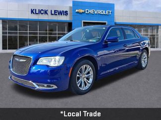Used 2021 Chrysler 300 Touring w/ Driver Convenience Group RWD video 3