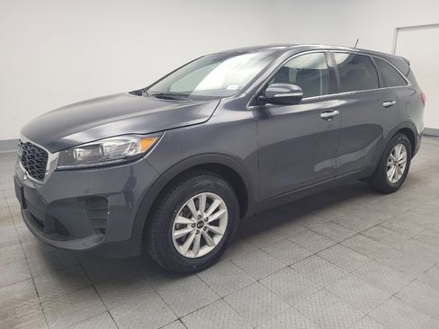 Used 2020 Kia Sorento LX FWD image 2