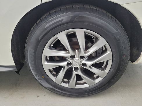 Used 2015 INFINITI QX60 Luxe w/ Premium Plus Package AWD/4WD image 31