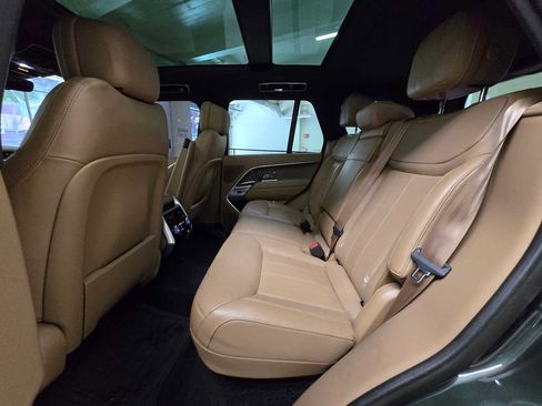 Used 2023 Land Rover Range Rover SE AWD/4WD image 17