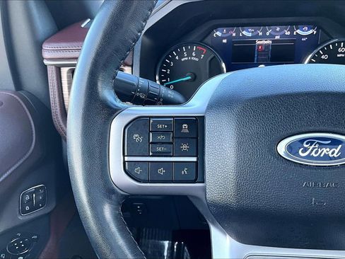 Used 2024 Ford Expedition Max Limited image 18