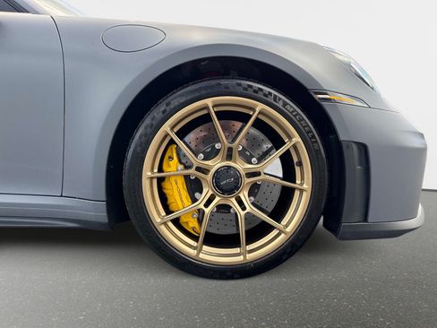 Used 2026 Porsche 911 GT3 w/ Chrono Package RWD image 23