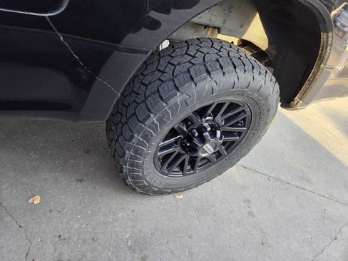 Used 2020 Ford F250 Lariat image 10