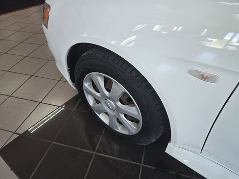 Used 2014 Mitsubishi Lancer ES image 27